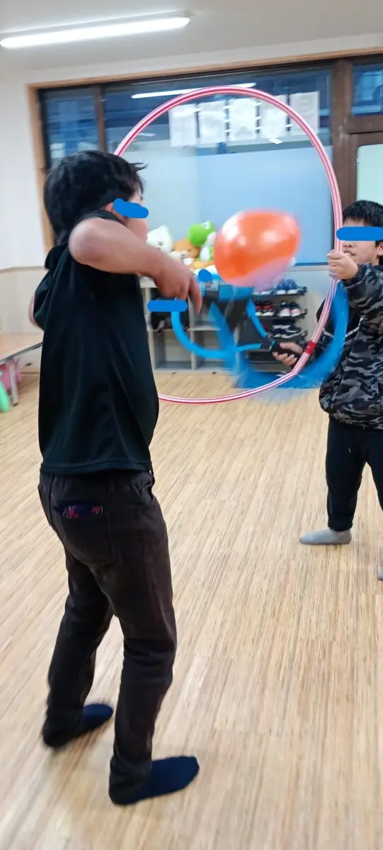 風船ラリー🎈🏸 - neumond